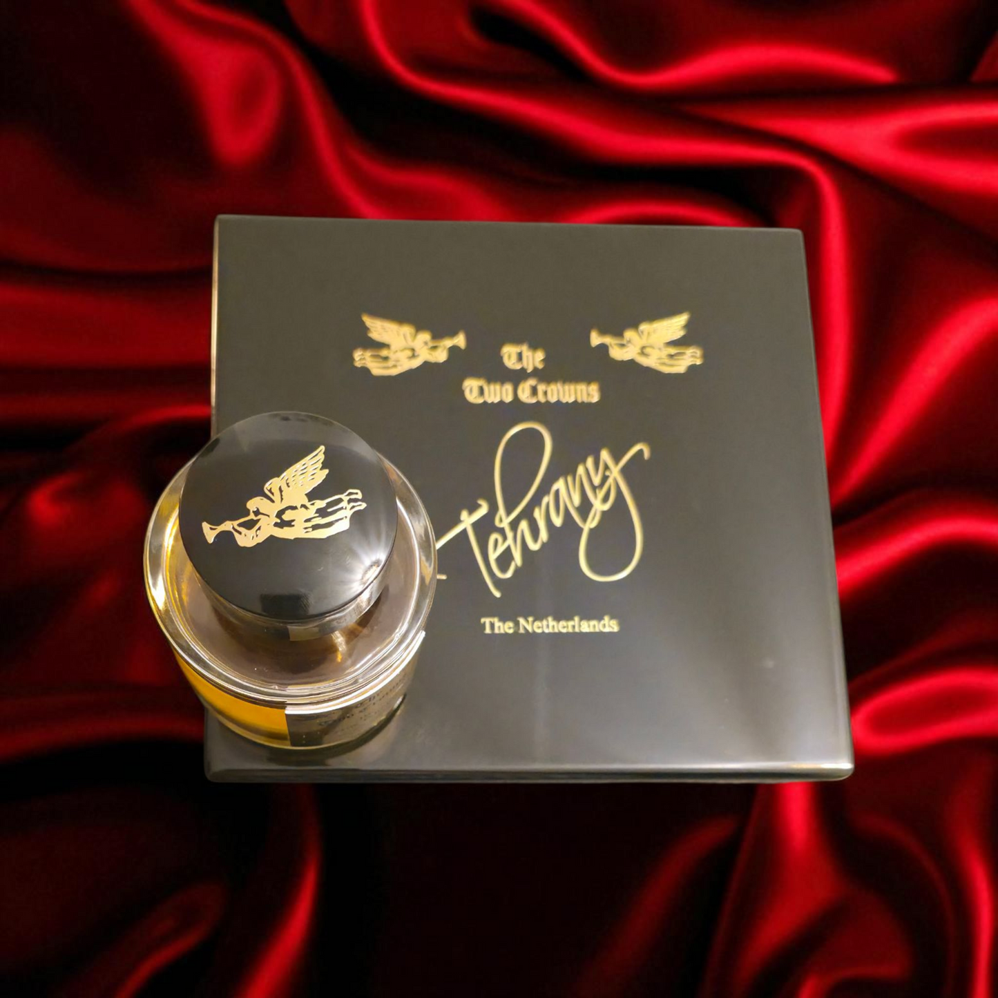 The Two Crowns – Extrait de Parfum